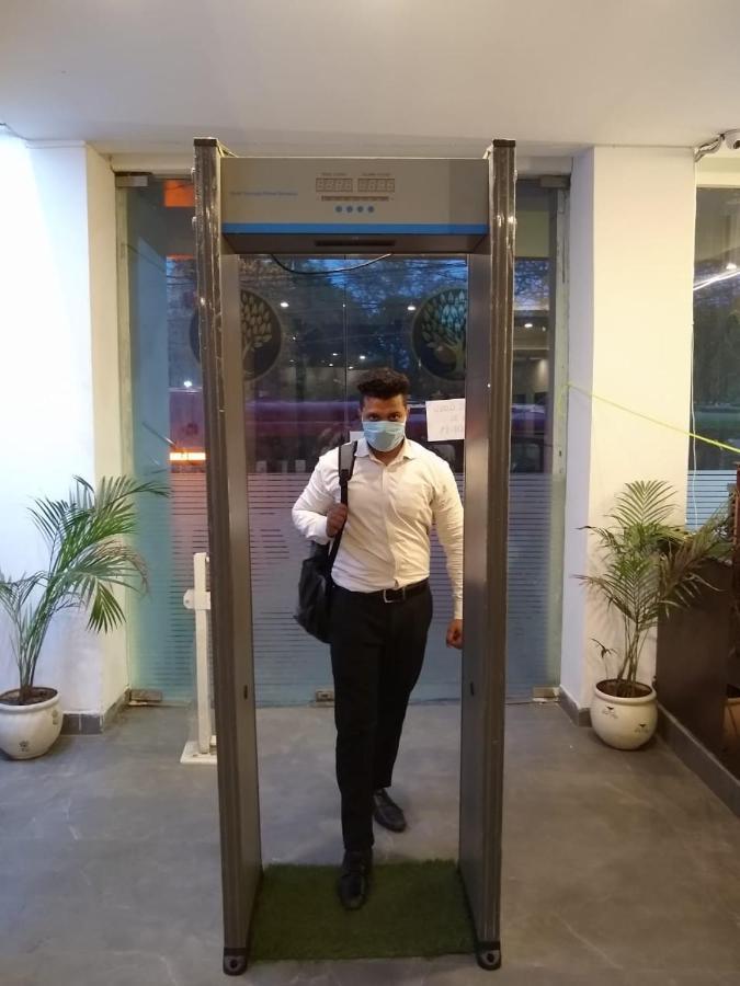 Airport Hotel Tashree Új-Delhi Kültér fotó