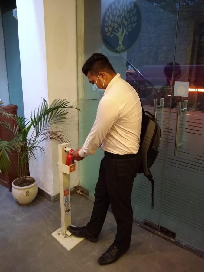 Airport Hotel Tashree Új-Delhi Kültér fotó