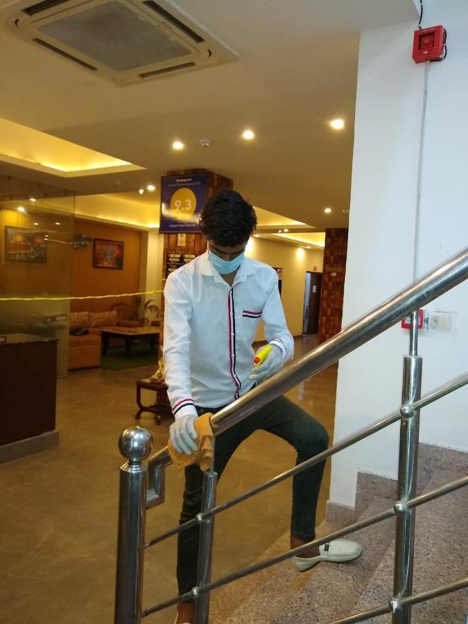 Airport Hotel Tashree Új-Delhi Kültér fotó