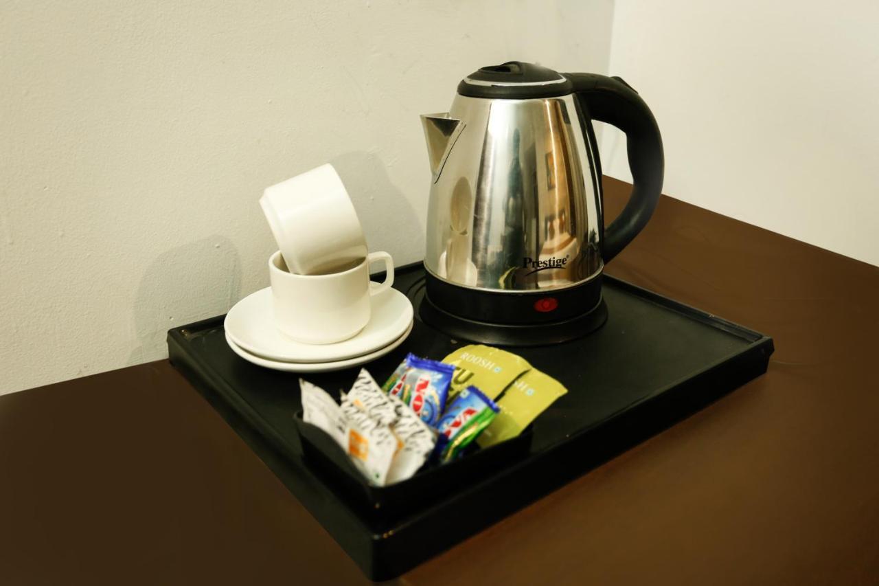 Airport Hotel Tashree Új-Delhi Kültér fotó
